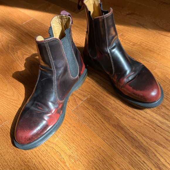 Shoes - Women's Chelsea Ankle Boots in Distressed Burgundy